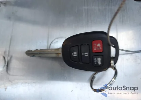 2017 Toyota Camry Se z USA, uszkodzony, nr VIN 4T1BF1FK1HU357418